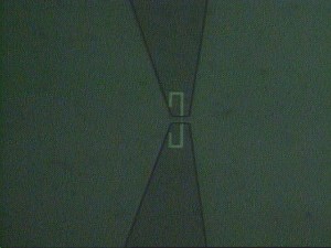 Aluminium leads covering  the sensor contacts